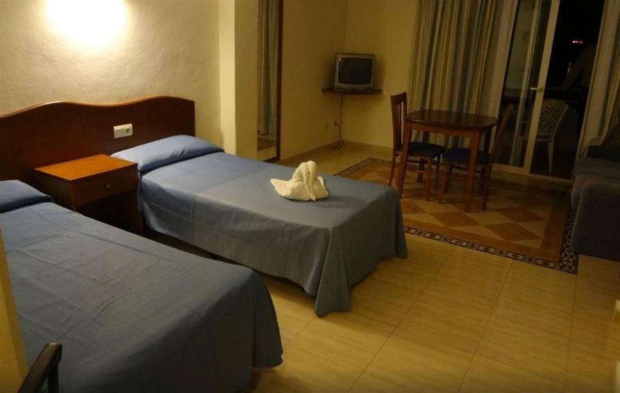 Apartamentos La Kiki Sant Antoni de Portmany Extérieur photo